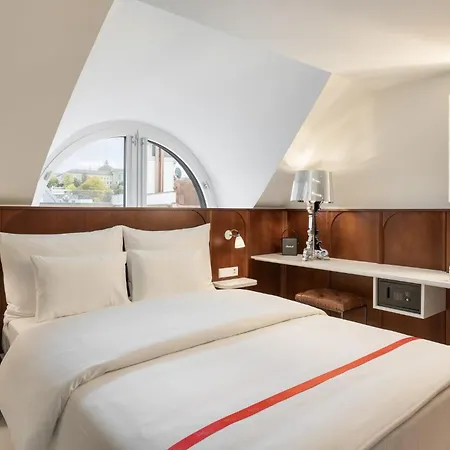 Ruby Mimi Hotel 3*