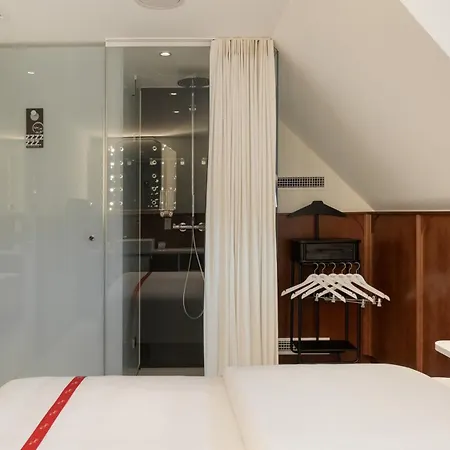 Ruby Mimi By Ihg Отель 4*